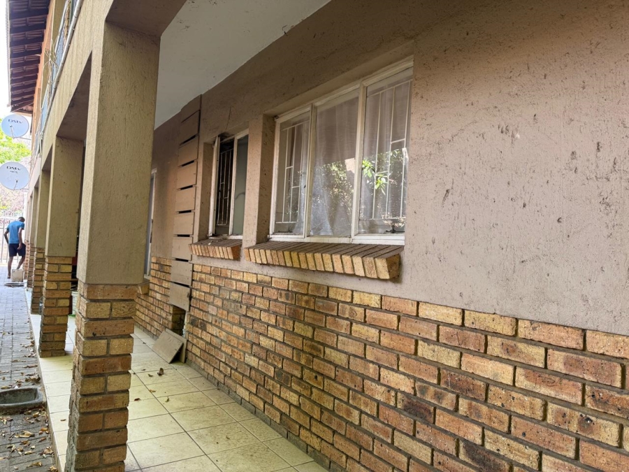 2 Bedroom Property for Sale in Rustenburg Central North West